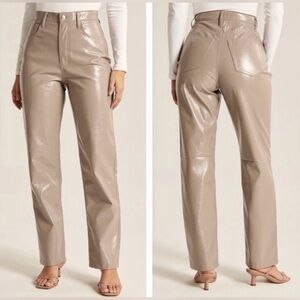 Abercrombie & Fitch Curve Love Vegan Leather 90s Straight Pants - Sz 32L/14 -NWT